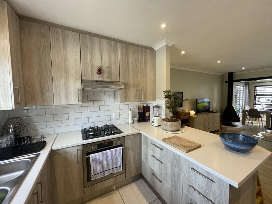 3 Bedroom Property for Sale in Kirstenhof Western Cape